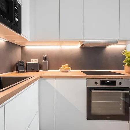 Apartment Cozy Plein Centre, Proche Gare/plage *